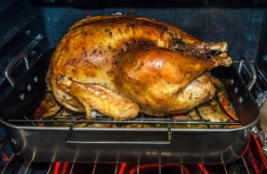 4 Reasons to Host Thanksgiving at Home This Year