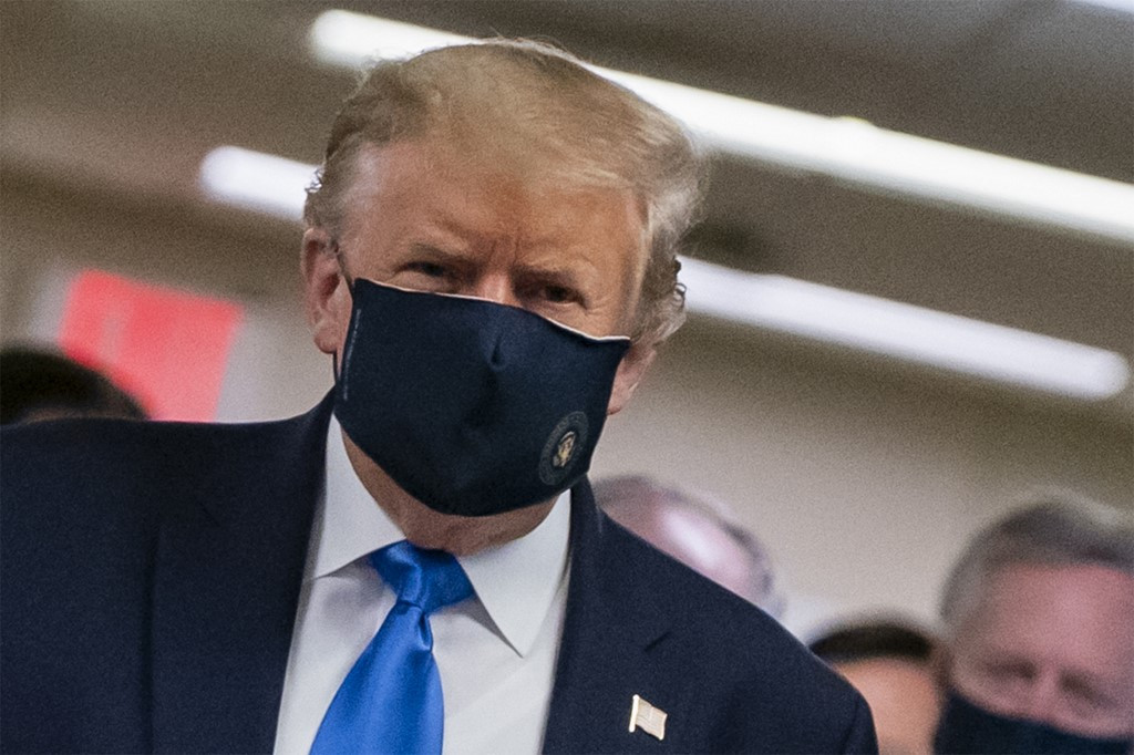 Trump wearing a mask is 'patriotic'