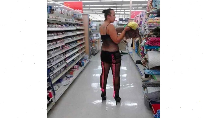 Walmart Shoppers Who Are Dressed to the Nines